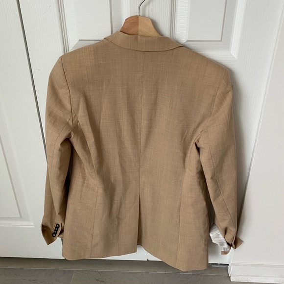 Club Monaco Light Wool Blazer - Picture 2 of 6